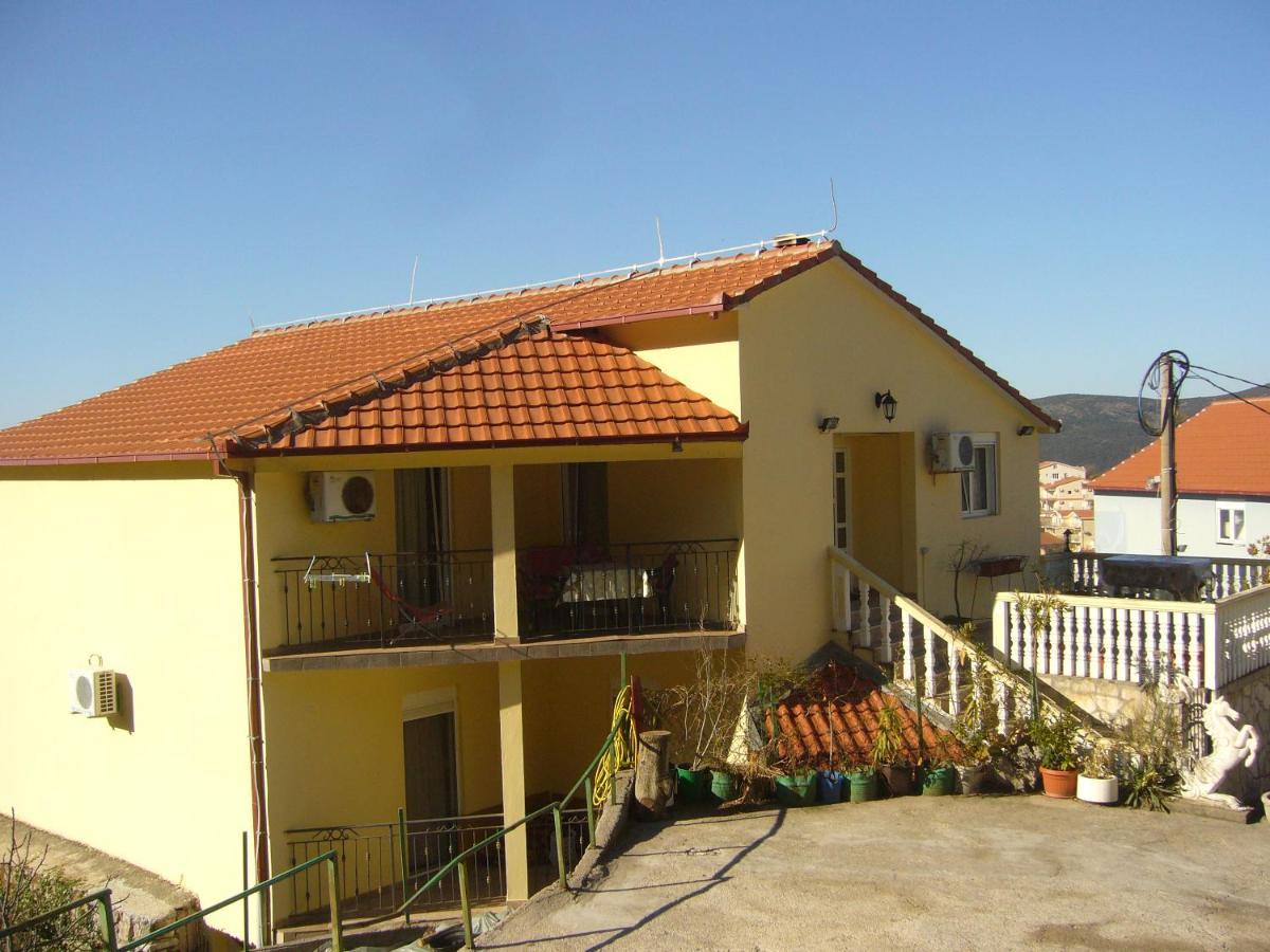 Marinovic Apartments Budva Buitenkant foto